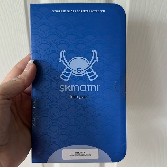 iPhone X Skinomi Screen Protector - Picture 1 of 3